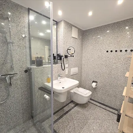 Apartment Duenenpark - Komfortplus Mit 2 Schlafzimmern Und Balkon Im Dachgeschoss 281 *